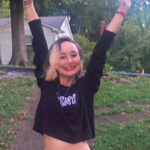 Meet your Posher, Tasch - Picture 2 of 3